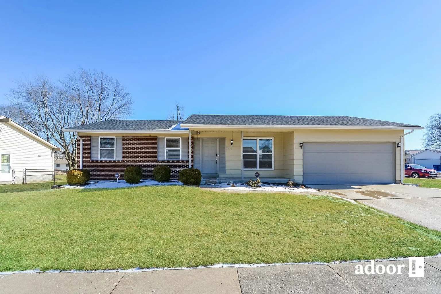 2904 Advance Dr photo 1