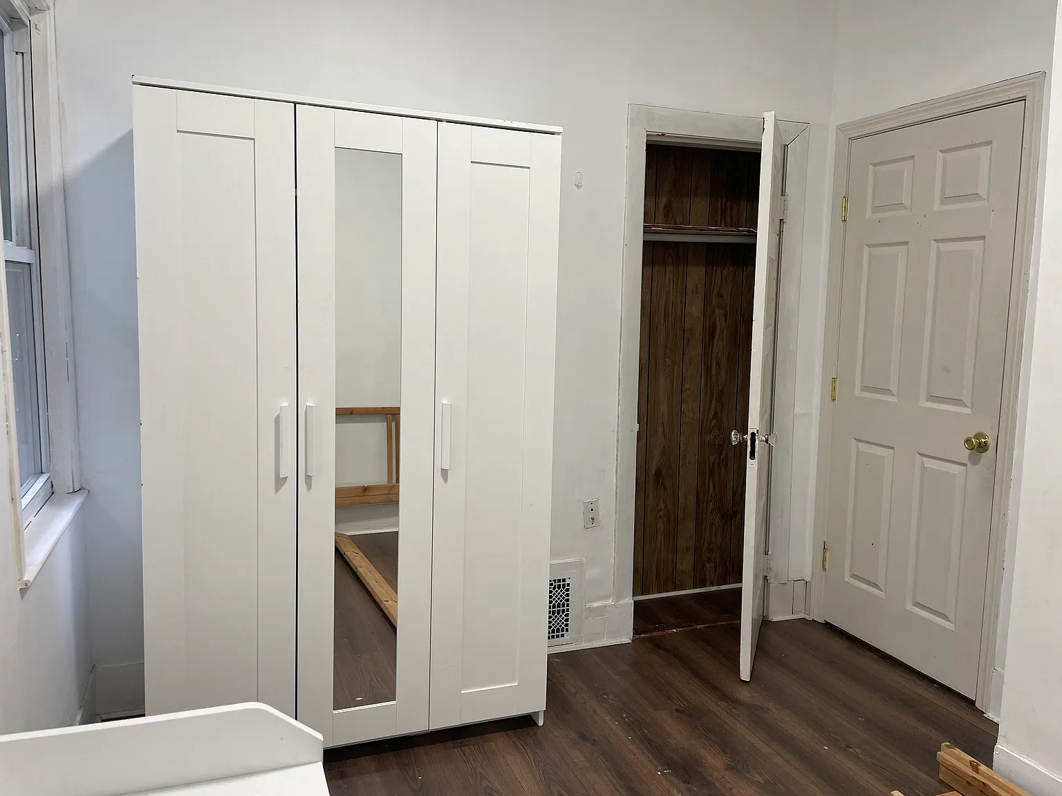 4 bed, 1260 sqft, $1,100 — Photo 4