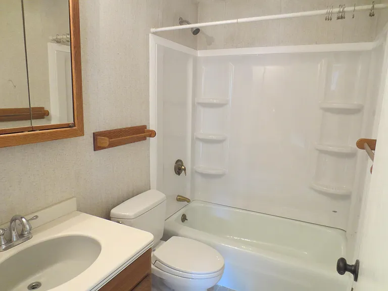 5 Pine St #B — Photo 20