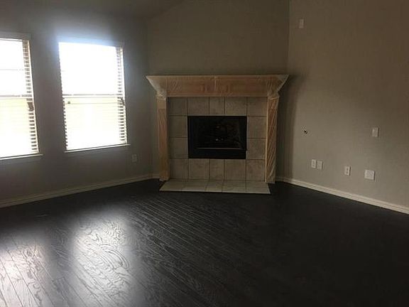 5th image of 600 Misty Harbor Ct
