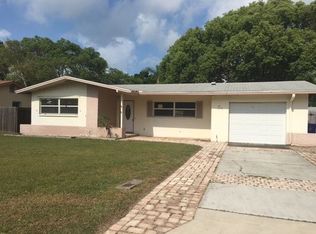 2032 Woodward Ave, Dunedin, FL 34698