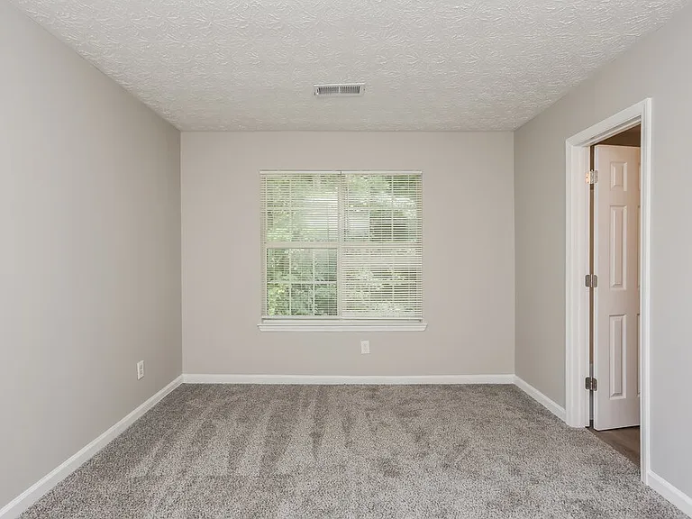 1343 Ling Dr SW — Photo 10