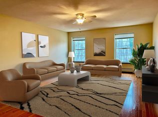 80 Main St APT 203, Center Ossipee, NH 03814