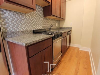 550 W Arlington Pl #000, Chicago, IL, 60614