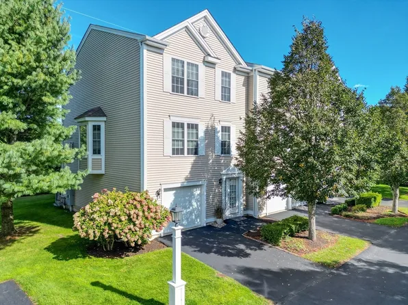 3 Harbor Mist Dr, Fairhaven, MA 02719