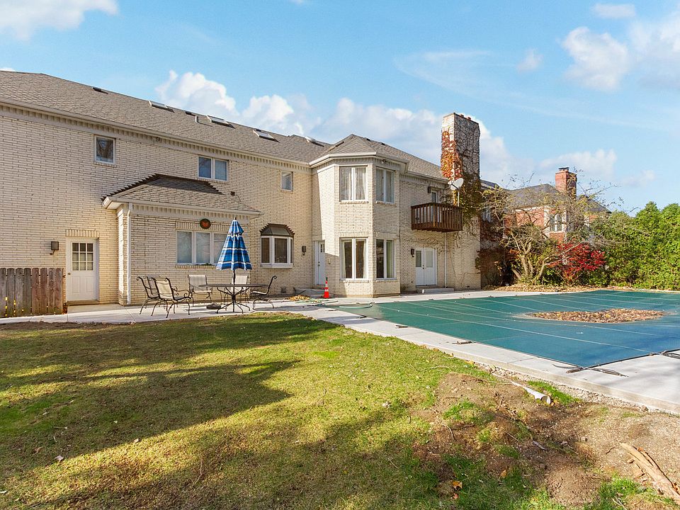 6435 N Tower Ct, Lincolnwood, IL 60712 Zillow