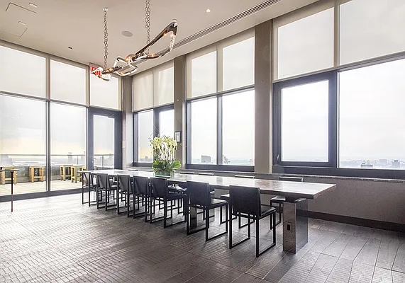 Rented by Greystar | media 61