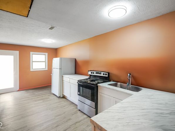 7591-7593 N Old S #R-67, Mooresville, IN 46111