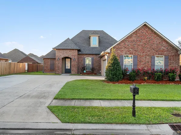 6532 Union Dr, Addis, LA 70710