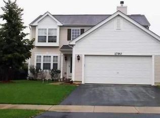 1790 Montrose Dr, Aurora, IL 60503