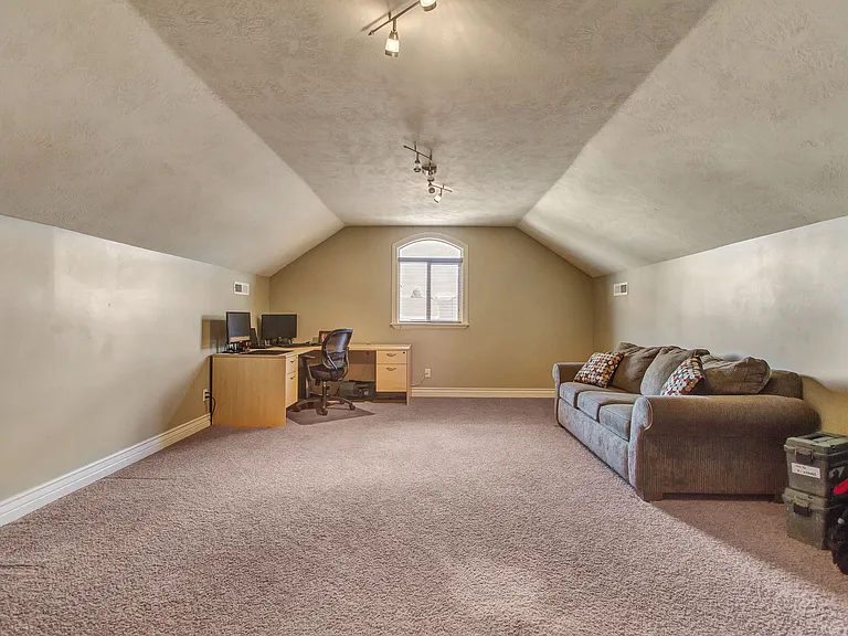 13866 S Markham Peak Cir — Photo 13