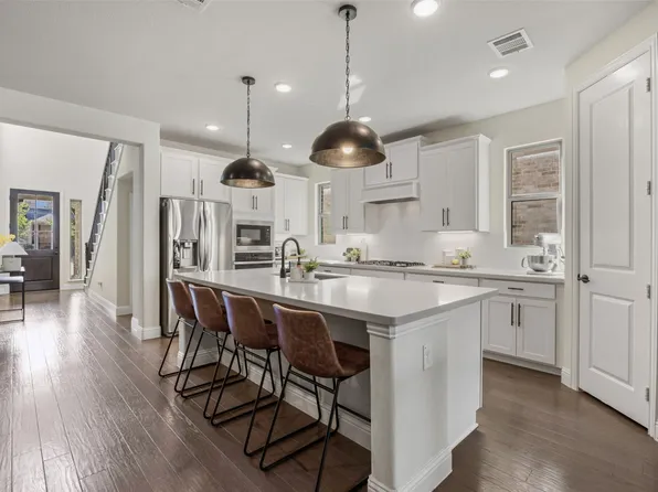 2281 Madison St, Roanoke, TX 75010