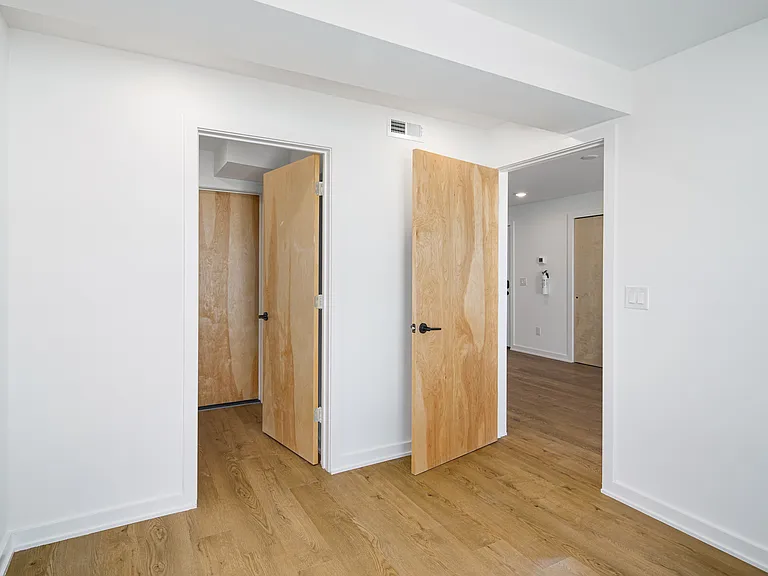 610 Moore St #204 — Photo 11
