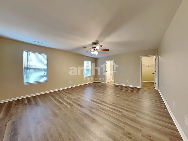 254 Cameron St — Photo 13