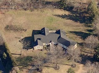 21 River Rd, Montebello, NY 10901