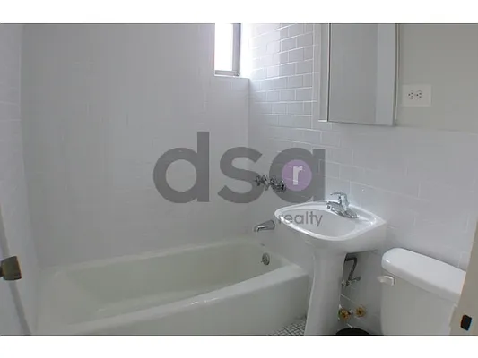 Rented by DSA Realty | media 22