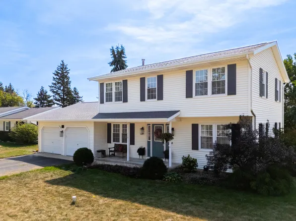 710 Maple St, Schoolcraft, MI 49087