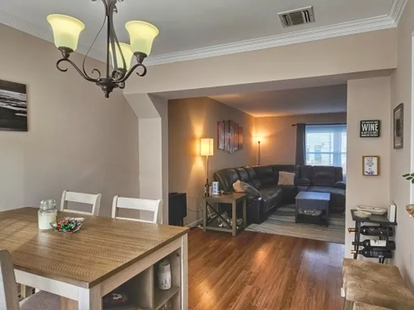 45 Village Dr, Hamburg Boro, NJ 07419