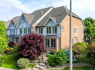 90 Waterford Cres, Hamilton, ON