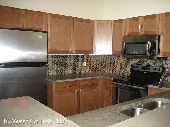 3rd image of 16 Church Ave SW APT 303