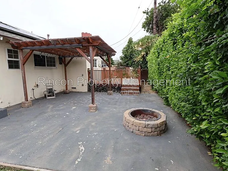 3570 S B St — Photo 18