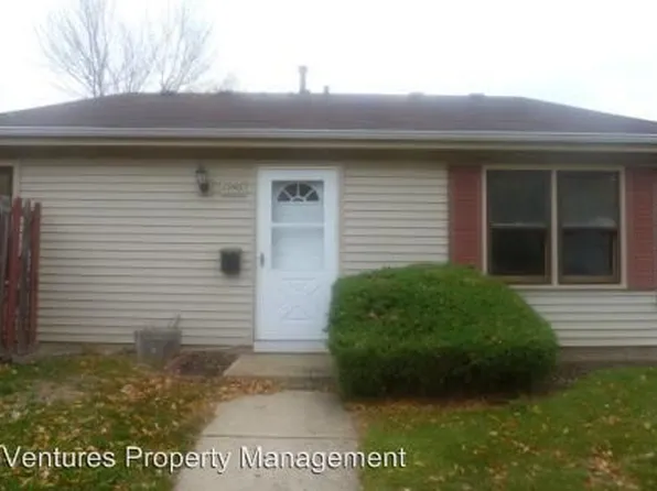 1946 Hancock Dr #5471, Hoffman Estates, IL 60169