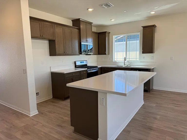 22752 Salvation Way — Photo 8