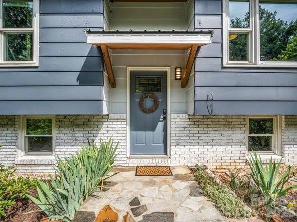 395 E Howard St, Tryon, NC 28782