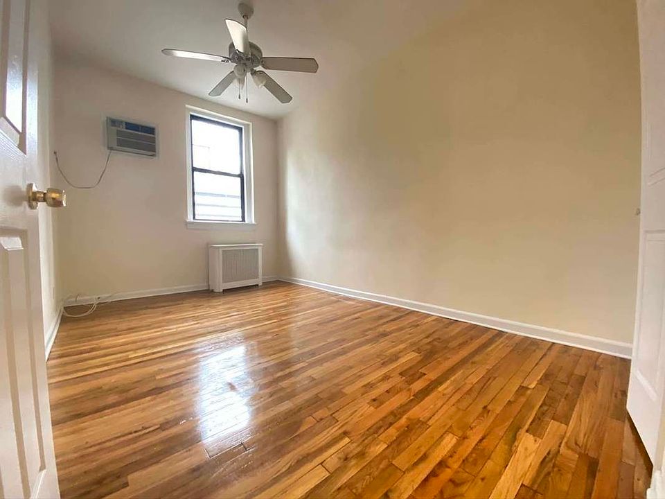 2nd image of 811 9th Ave APT 4B