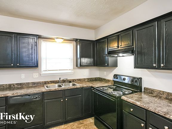 5th image of 2409 Valley Creek East Ln