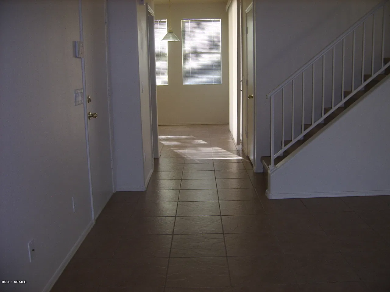 3 bed, 2.5 bath, 1302 sqft, $2,075 — Photo 3