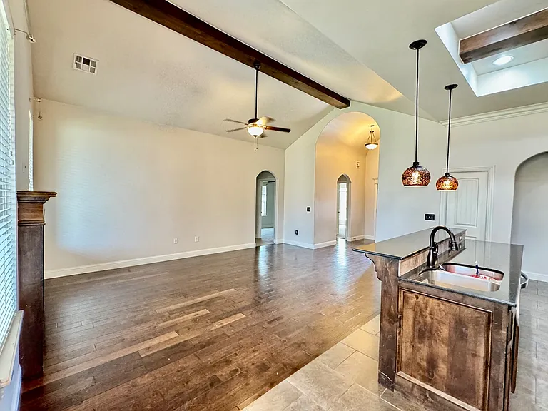 17225 Ridgewood Dr — Photo 11