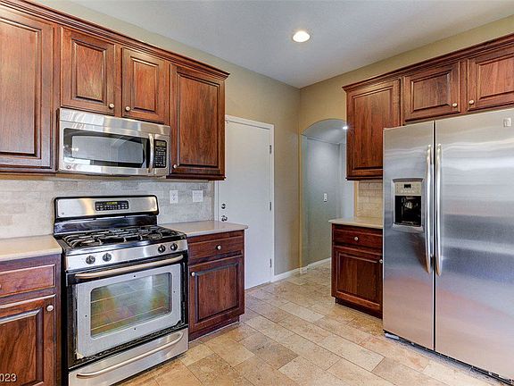 4th image of 10588 Verona Wood St #0