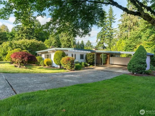 62 165th Avenue SE, Bellevue, WA 98008