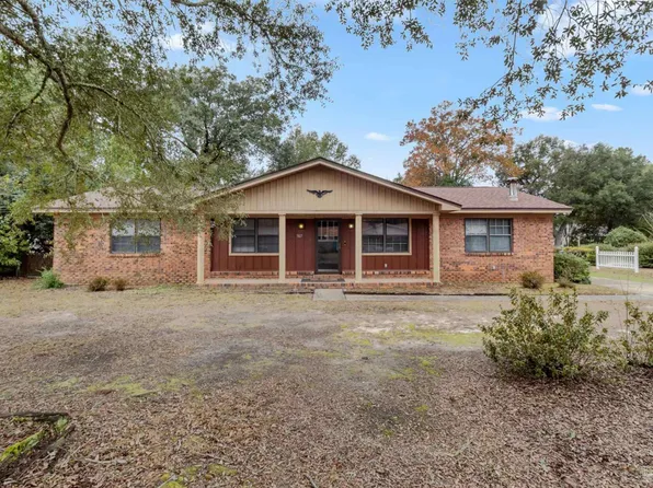 5027 Barbara Ln, Milton, FL 32570