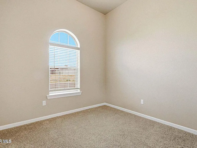 5933 Ruidoso Downs St — Photo 19