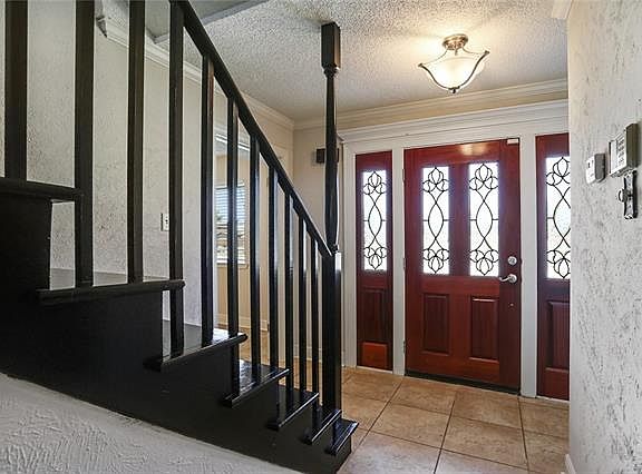 4th image of 2039 N Turnbull Dr