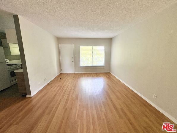 534 Santa Clara Ave APT 5