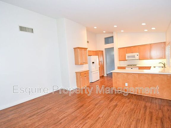 5th image of 5220 Buena Mesa Ct