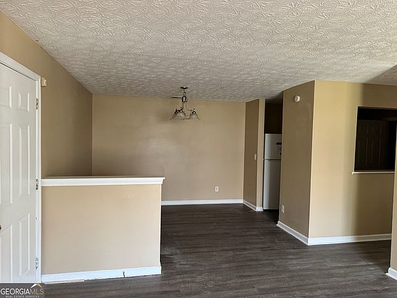2nd image of 3203 Fairington Ridge Cir