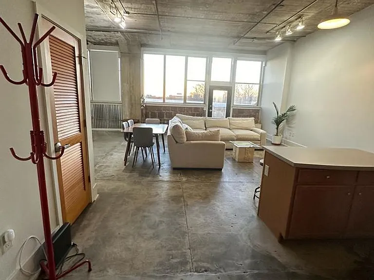 505 Whitehall St SW #205 — Photo 21