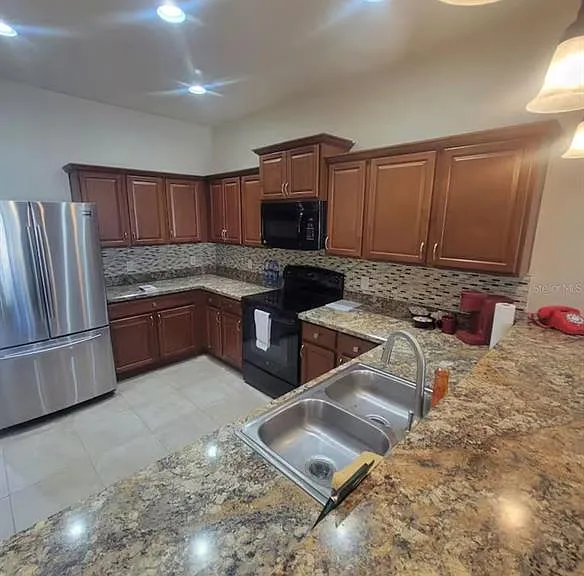 811 Krenson Woods Ln — Photo 5