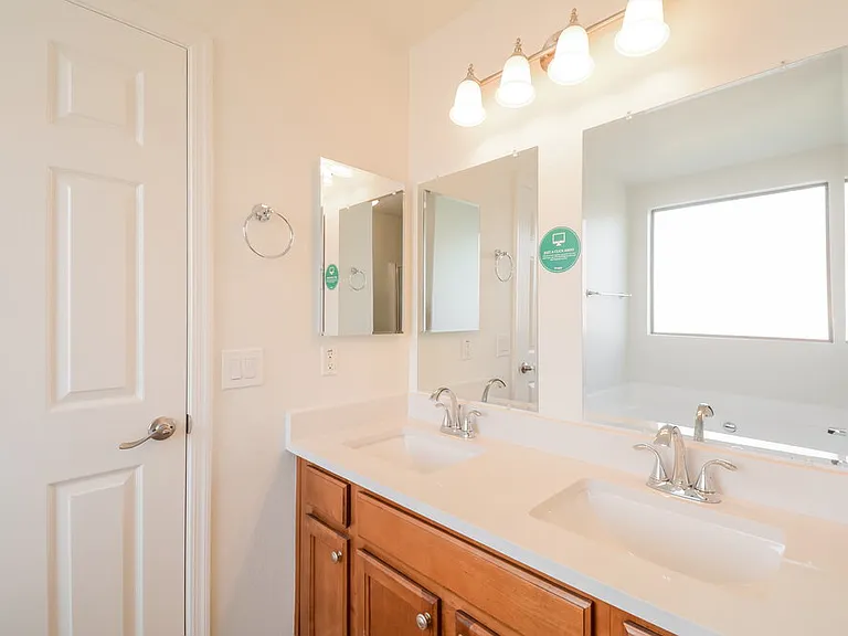 3202 S Justin Dr — Photo 10
