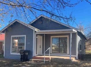 105 N Main St, Verden, OK 73092