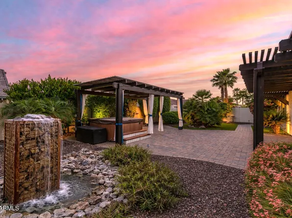 15619 W MINNEZONA Avenue, Goodyear, AZ 85395