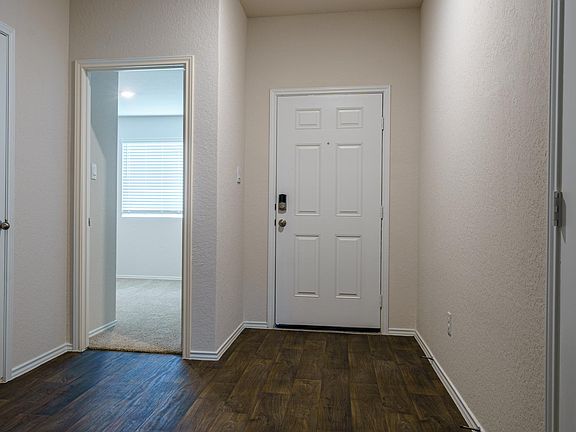 5th image of 1716 James St