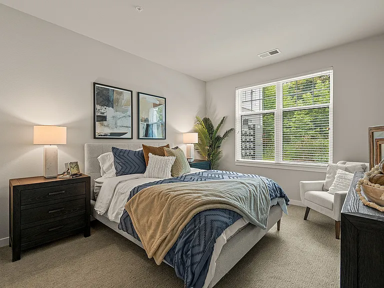 Seasons at Plainfield Bedroom