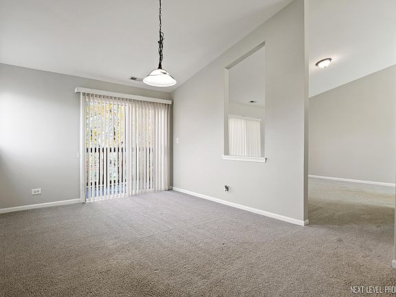 2nd image of 987 Park Hill Cir Unit 987