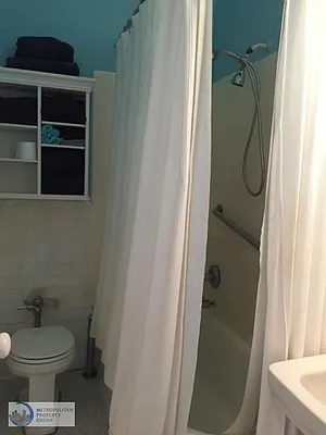 Rented by Metropolitan Property Group | media 26