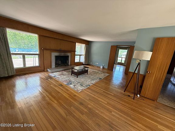 5th image of 9307 Fairground Rd